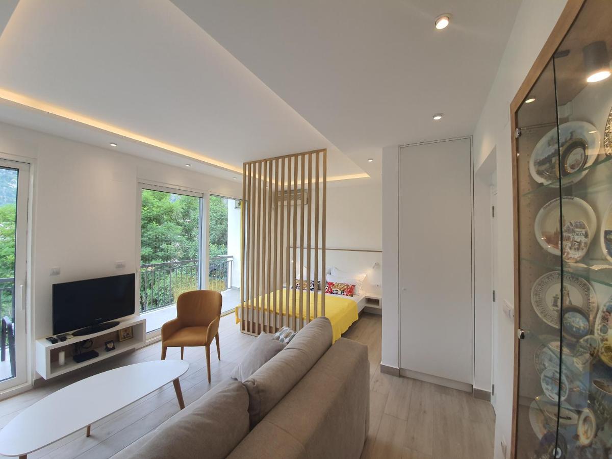 קוטור Viola Lux Apartments מראה חיצוני תמונה